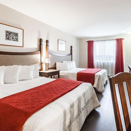 Hotel Ambassadeur Et Suites Québec Dış mekan fotoğraf
